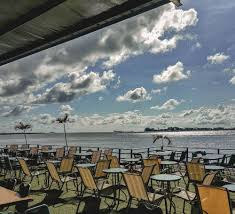 Rekomendasi Taman Ujung Restaurants: Sensasi Kuliner di Tengah Keindahan Istana Air Karangasem